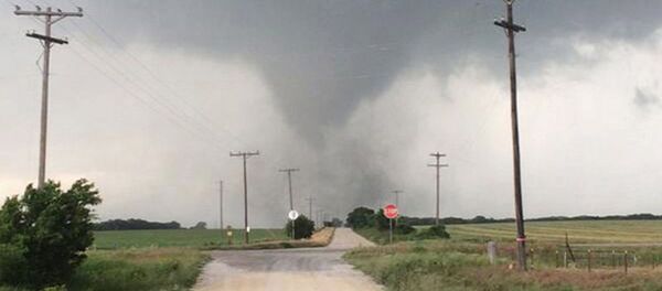 竜巻 - Sputnik 日本