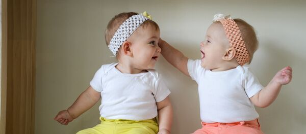 双子 - Sputnik 日本