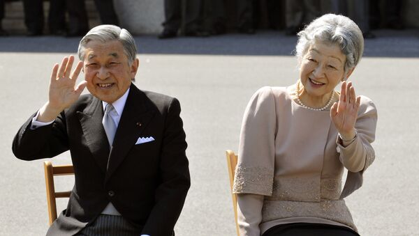 天皇陛下、譲位後の称号の英語表記が決まる - Sputnik 日本