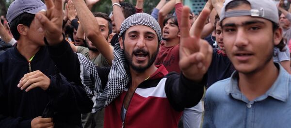 Сирийские беженцы в палаточном лагере на греко-турецкой границе в Эдирне - Sputnik 日本