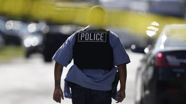 警官
