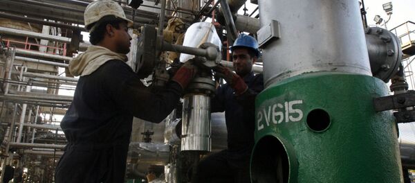 イラン　制裁解除後　原油輸出を２倍に - Sputnik 日本