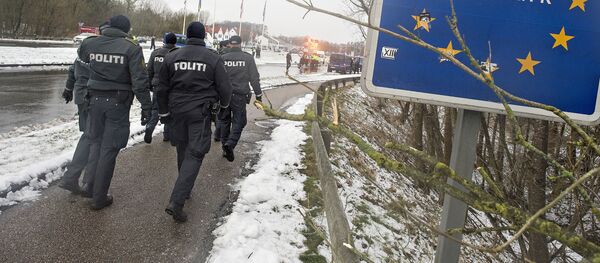 デンマーク女子高校生(16)が学校爆破テロ容疑で逮捕 デンマーク女子高校生(16)が学校爆破テロ容疑で逮捕 - Sputnik 日本