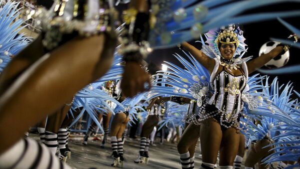 Участники бразильского карнавала в Рио-де-Жанейро - Sputnik 日本