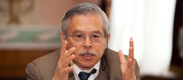 河東哲夫 - Sputnik 日本