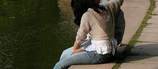 中国、女17人を騙し続けた男、とうとう嘘発覚 中国、女17人を騙し続けた男、とうとう嘘発覚 - Sputnik 日本