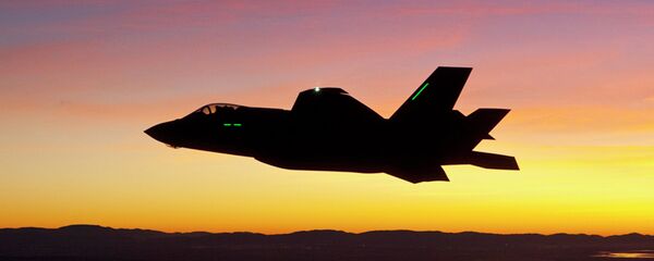F-35 F-35 - Sputnik 日本