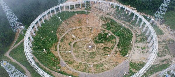 Вид на строительство крупнейшего в мире радиотелескопа в Китае - Sputnik 日本