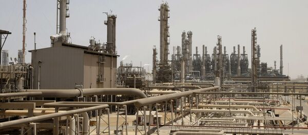 サウジアラビア、原油輸出量でロシアとイランを下回る - Sputnik 日本