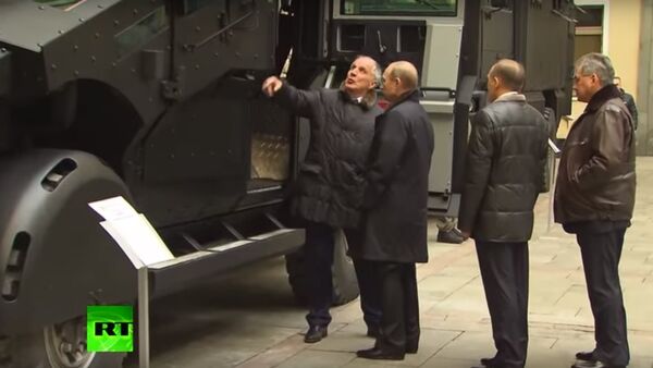 プーチン大統領、FSB特殊部隊向け新装甲車両を評価 - Sputnik 日本