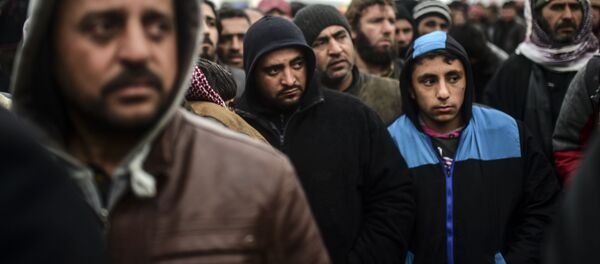 トルコ、逃亡兵士引渡し拒否なら難民合意を破棄へ - Sputnik 日本