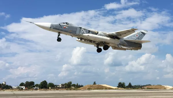 Russian military aircraft at Syria's Hmeimim airfield - Sputnik 日本