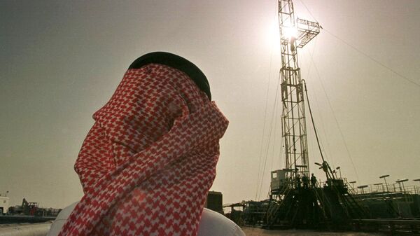 サウジアラビアとロシア　原油採掘凍結に関し合意達成 - Sputnik 日本