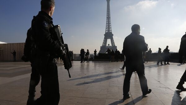 パリ、首都で新たなテロを準備していた４人を逮捕 - Sputnik 日本