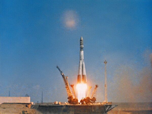 1961年4月12日、バイコヌール基地からソ連の宇宙船「ヴォストーク」が打上げられた。 - Sputnik 日本