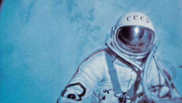 1965年3月18日、人間が初めて宇宙空間に出た。 - Sputnik 日本