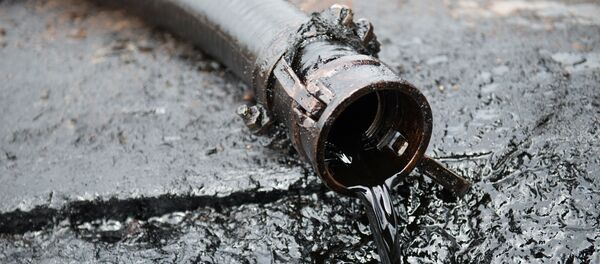 日本貿易収支、5年半ぶりの黒字、原油安で 日本貿易収支、5年半ぶりの黒字、原油安で - Sputnik 日本