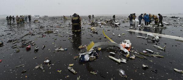 Пассажирский самолет Boeing-737-800 разбился при посадке в аэропорту Ростова-на-Дону - Sputnik 日本