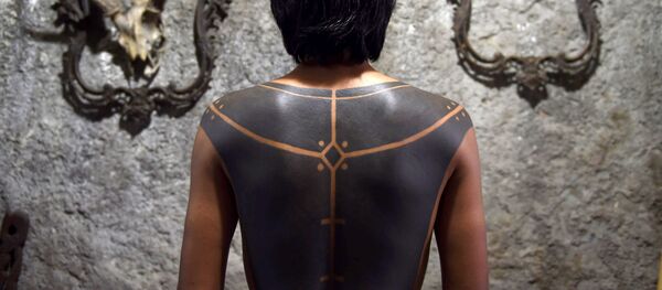 タトゥー愛好家 黒で身体を装飾し始める タトゥー愛好家 黒で身体を装飾し始める - Sputnik 日本