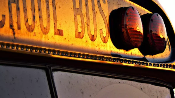 School bus - Sputnik 日本