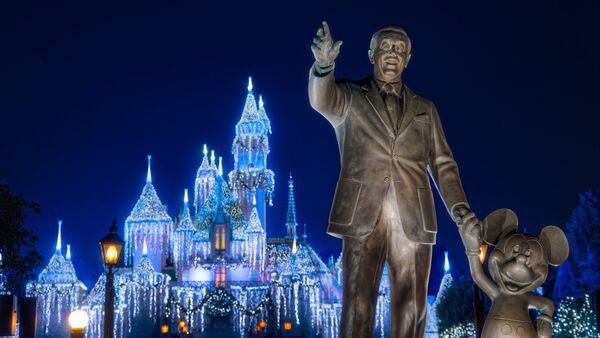 Disneyland - Sputnik 日本