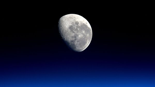 月は宇宙人からの贈り物？ロシアの天文学者の独創的な理論 - Sputnik 日本