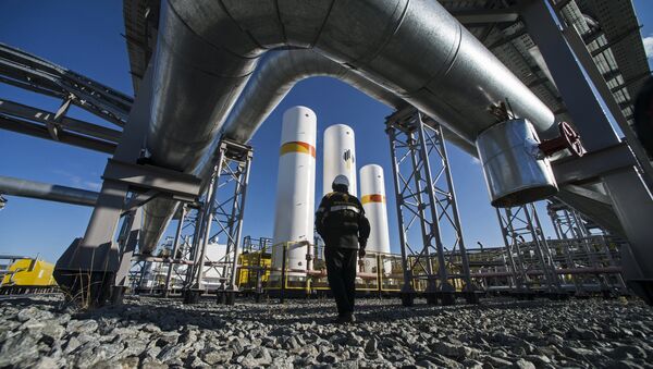 ロシア、原油の輸出関税を増加 - Sputnik 日本