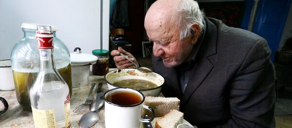 イワン・シェメノクさん90歳。 イワン・シェメノクさん90歳。 - Sputnik 日本