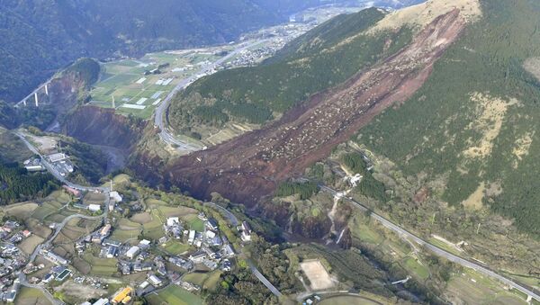国土地理院が被災地の動画を公開、断層くっきり - Sputnik 日本