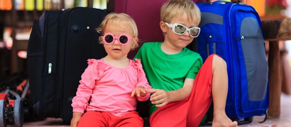 Девочка и мальчик Девочка и мальчик - Sputnik 日本