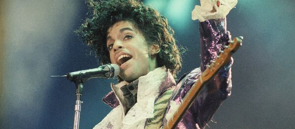 プリンス - Sputnik 日本