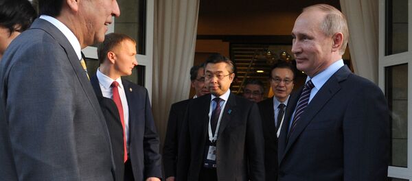 ラヴロフ外相、露日首脳会談は全方面の相互関係の拡大への構えを示した - Sputnik 日本