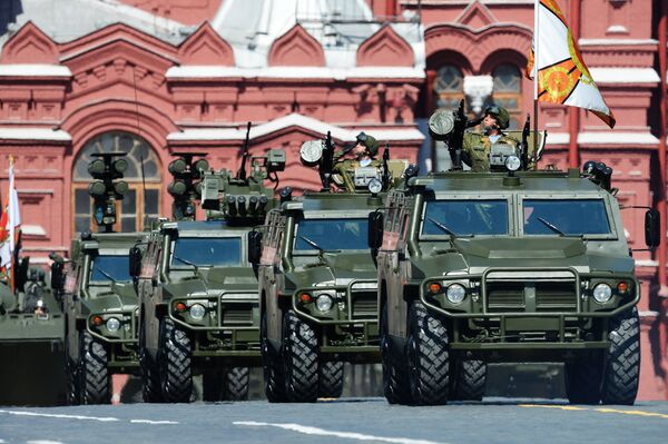 ロシア連邦軍の最新機器が登場。そのトップを飾るのは装甲車両「チーグル」」アルバレト」「コルネットＤ」。 - Sputnik 日本