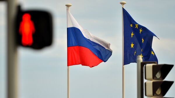 ロシアの旗と欧州連合の旗 - Sputnik 日本