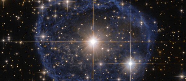 Сверкающая звезда класса Вольфа-Райе WR 31a в центре голубого Пузыря - Sputnik 日本