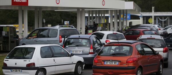 仏 ストライキで数百カ所のガソリンスタンドが営業停止 仏 ストライキで数百カ所のガソリンスタンドが営業停止 - Sputnik 日本