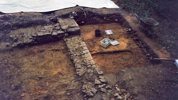 ギリシャの考古学者　アリストテレスの墓を発見したと発表 - Sputnik 日本
