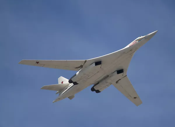 戦略爆撃ミサイル機Tu-160 「アレクサンデル・ノヴィコフ」 戦略爆撃ミサイル機Tu-160 「アレクサンデル・ノヴィコフ」 - Sputnik 日本