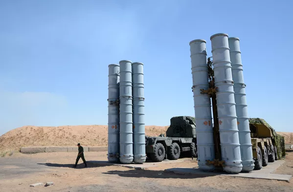地対空ミサイル S-300、アシュルク演習場で 地対空ミサイル S-300、アシュルク演習場で - Sputnik 日本