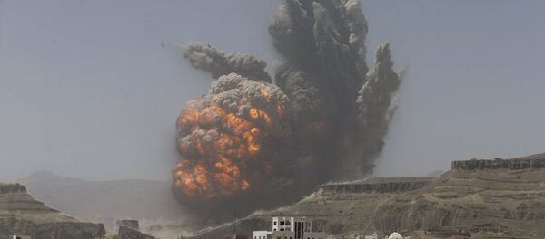 サウジアラビア、イエメンの居住区にクラスター爆弾を使用 - Sputnik 日本