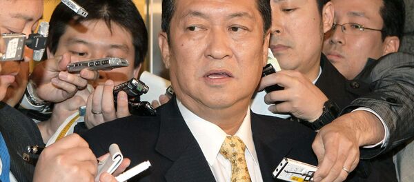 鳩山邦夫氏 - Sputnik 日本