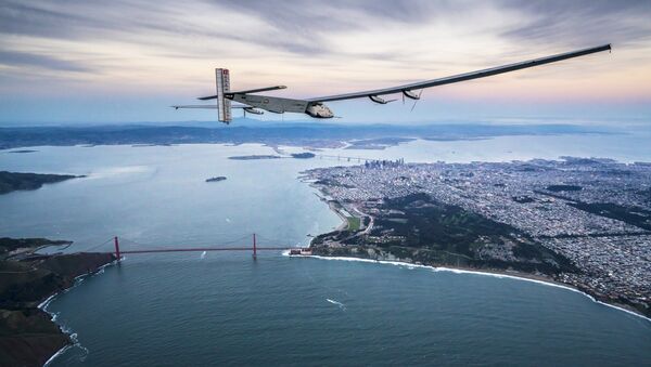 Самолет на солнечных батареях Solar Impulse 2 над Сан-Франциско - Sputnik 日本