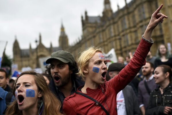 英国のEU離脱の是非を問う国民投票後の抗議行動　ロンドンで。 - Sputnik 日本