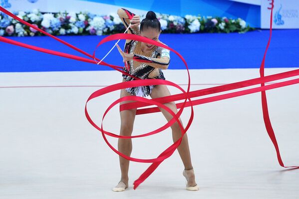 イスラエル代表団、新体操Ｗ杯のファイナルで５本のリボンを使った団体演技 - Sputnik 日本