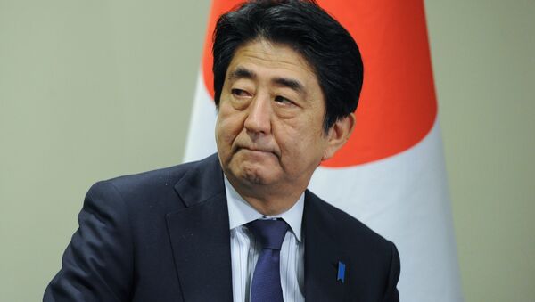 安倍首相　「化学兵器の拡散許さない」米国のシリア攻撃を支持 - Sputnik 日本