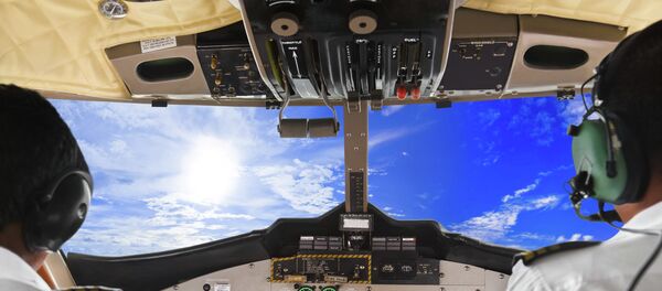 フランスからクウェートへの航空機パイロット、操縦室で居眠り - Sputnik 日本