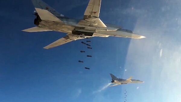 ロシア軍、シリア領内のIS拠点に空爆 - Sputnik 日本