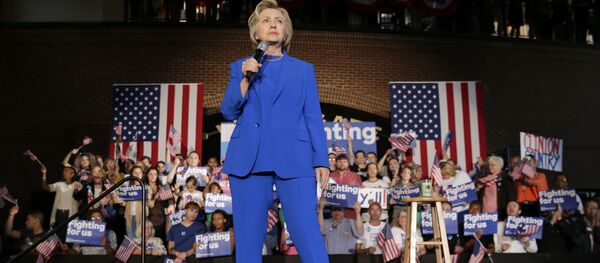 クリントン - Sputnik 日本