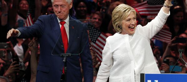 ヒラリー氏勝利の場合、ビル・クリントン氏のホワイトハウスへの出入り禁止される - Sputnik 日本