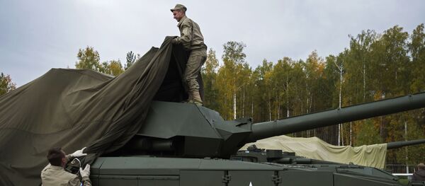 ロシアの科学者、軍事機器用「透明マント」を開発 - Sputnik 日本